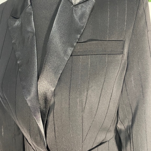 APOSTROPHE Woman's Business suit - Picture 3 of 7